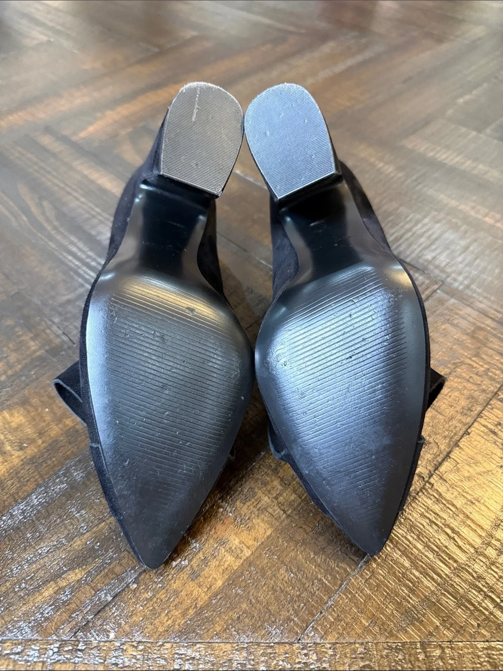 Nine West Haddriana‎ Black Suede Bow Pumps Sz 8 Pointed Toe Heels